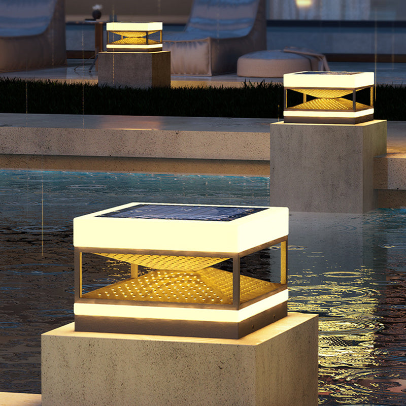Modern Minimalist Waterproof Square PE Stainless Steel LED Outdoor Light For Outdoor