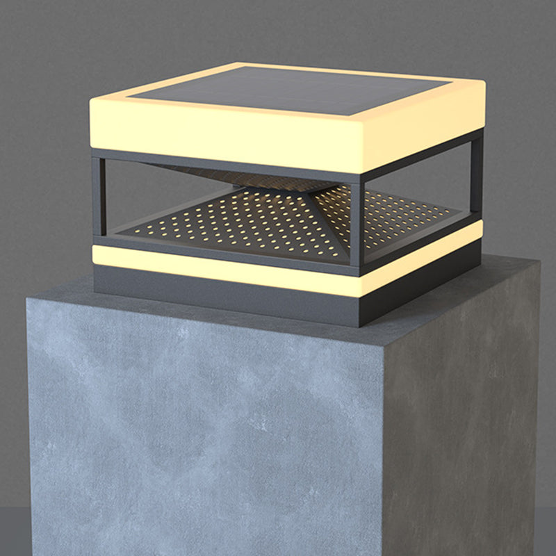 Lumière extérieure LED en acier inoxydable PE carrée étanche minimaliste moderne pour extérieur 