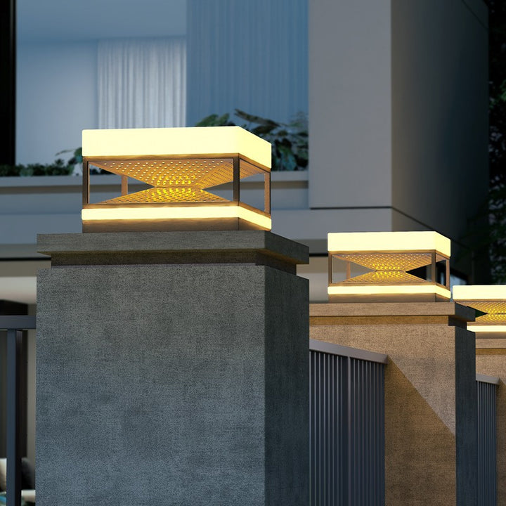 Lumière extérieure LED en acier inoxydable PE carrée étanche minimaliste moderne pour extérieur 