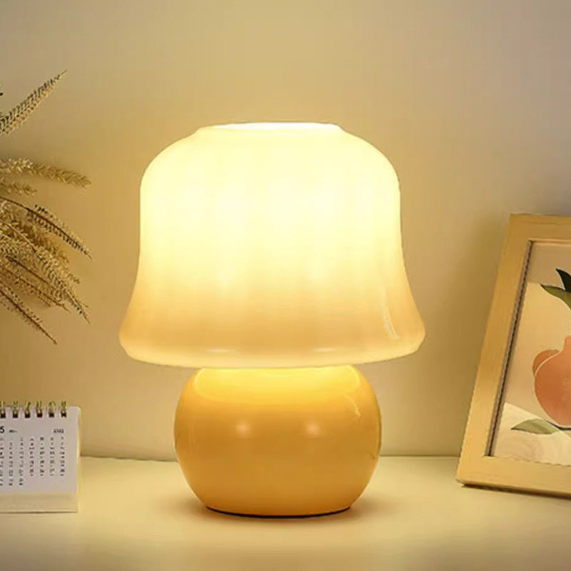 Lampe de table contemporaine scandinave en verre rond en forme de champignon crème à 1 lumière pour chambre à coucher 
