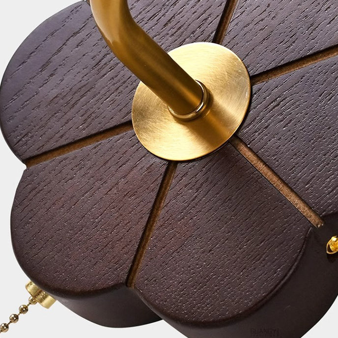 Traditional French Floral Round Wood Alloy Fabric 1-Light Wall Sconce Lamp For Bedroom