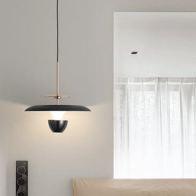 Suspension LED en fer acrylique ronde en forme de soucoupe volante scandinave contemporaine pour chambre 