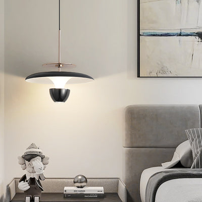 Suspension LED en fer acrylique ronde en forme de soucoupe volante scandinave contemporaine pour chambre 