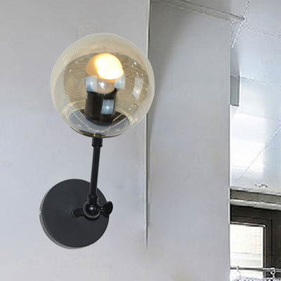 Applique murale contemporaine scandinave en fer et verre avec une ampoule magique pour chambre à coucher 