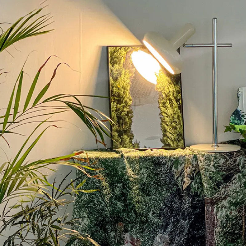Lampe de table LED en fer avec abat-jour rotatif rond en crème USB scandinave contemporaine pour chambre à coucher 