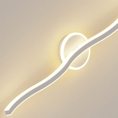Moderne minimalistische Welle lineare Eisen-Aluminium-LED-Wandleuchte für das Wohnzimmer 