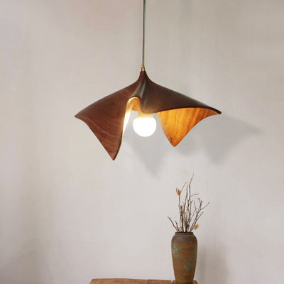Suspension Luminaire Contemporain Créatif en Forme de Chauve-Souris en Résine de Fer à 1 Lumière pour Salle à Manger 