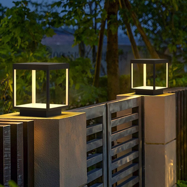 Moderne minimalistische wasserdichte quadratische LED-Außenleuchte aus Edelstahl und Acryl für den Außenbereich 
