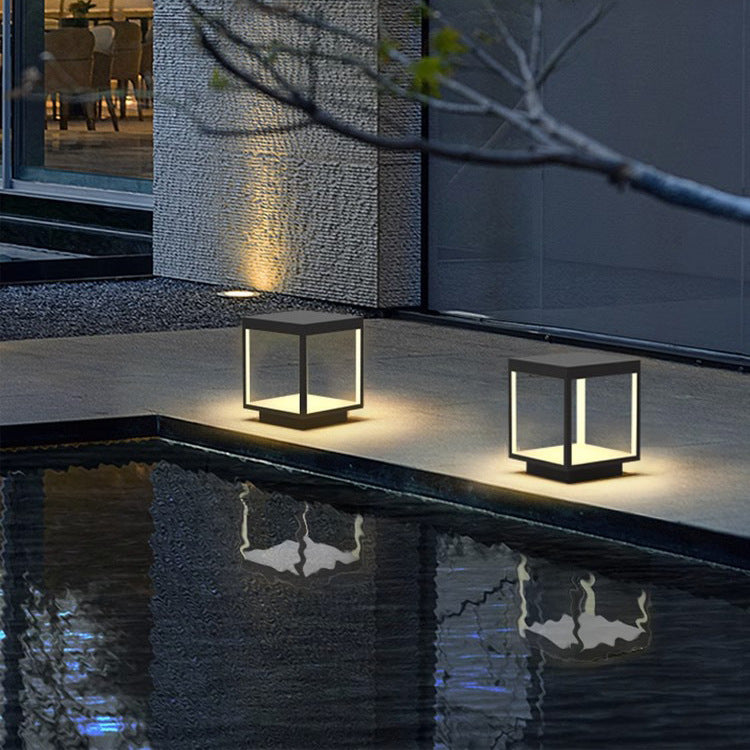 Lumière extérieure LED en fer acrylique carré étanche solaire minimaliste moderne pour l&