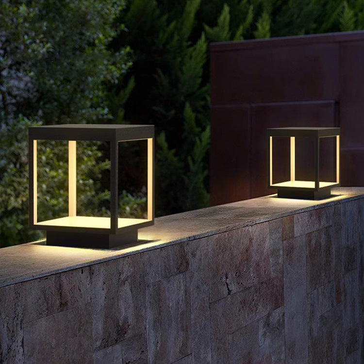 Lumière extérieure LED en fer acrylique carré étanche solaire minimaliste moderne pour l&