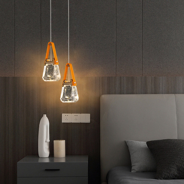 ثريا LED أكريليك بشكل حقيبة إبداعية معاصرة على شكل شبه منحرف بمكونات ألمنيوم لغرفة النوم 