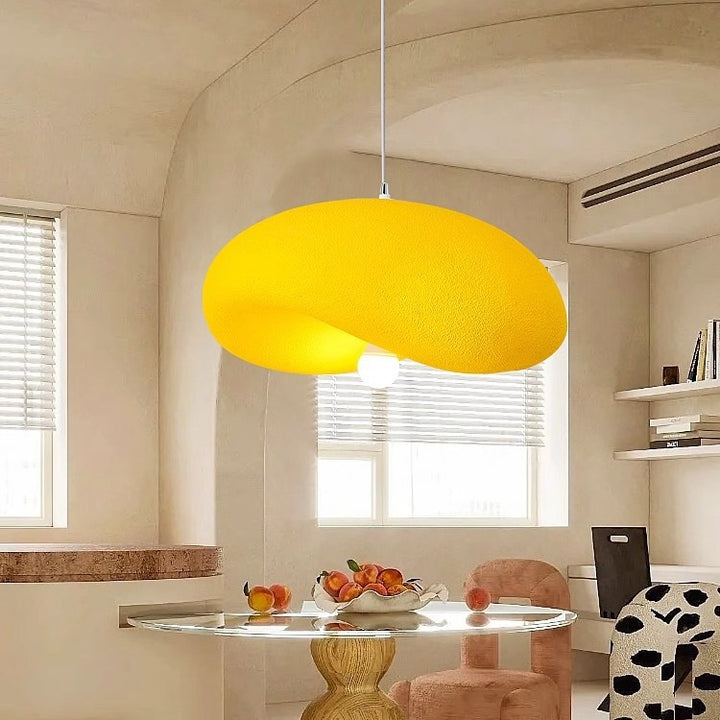 Suspension lumineuse contemporaine scandinave en forme de chapeau irrégulier rond en polystyrène à 1 lumière pour chambre 