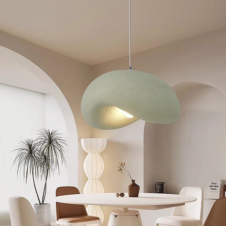 Suspension lumineuse contemporaine scandinave en forme de chapeau irrégulier rond en polystyrène à 1 lumière pour chambre 