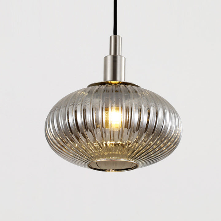 Zeitgenössische nordische ovale Eisen-Glas 1-Licht-Pendelleuchte für das Esszimmer 