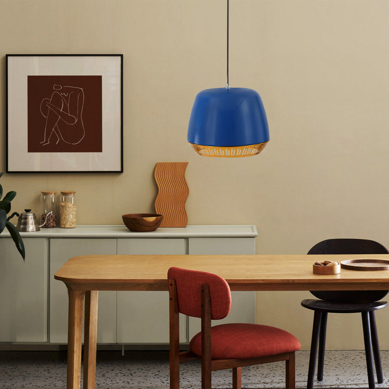 Zeitgenössische nordische runde Zylinder-Eisen 1-Licht-Pendelleuchte für das Esszimmer 