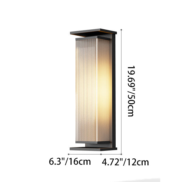 مصباح حائطي LED من الفولاذ المقاوم للصدأ بتصميم مستطيل مقاوم للماء يعمل بالطاقة الشمسية بأسلوب عصري وبسيط للاستخدام الخارجي 