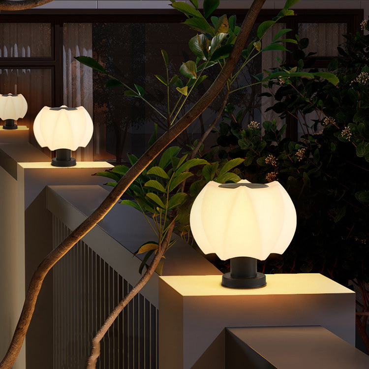 Moderne minimalistische wasserdichte Lotus runde Zylinder PE 1-Licht Außenleuchte für Terrasse 