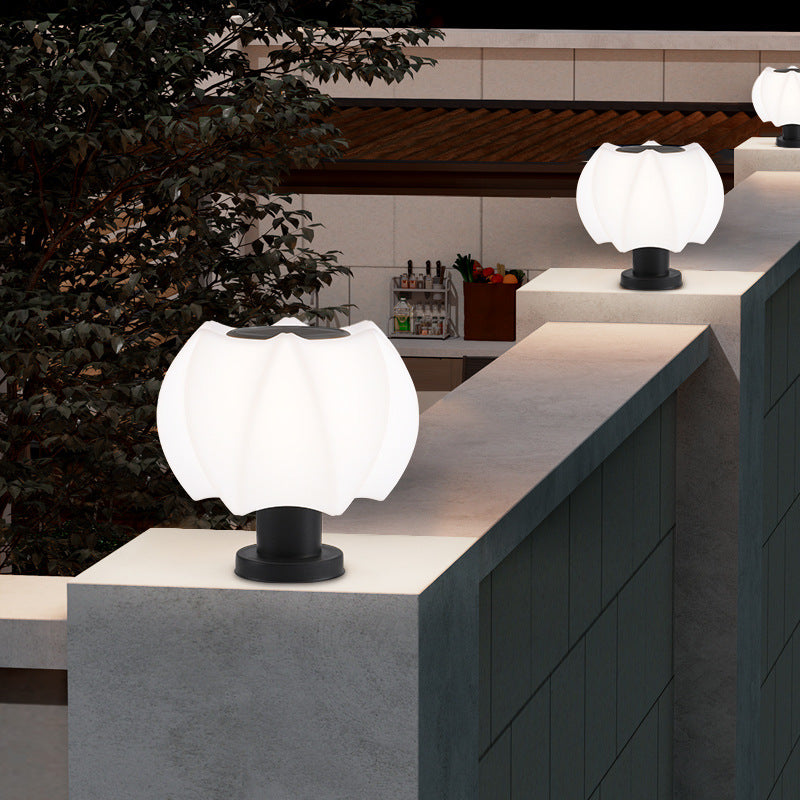 Moderne minimalistische wasserdichte Lotus runde Zylinder PE 1-Licht Außenleuchte für Terrasse 