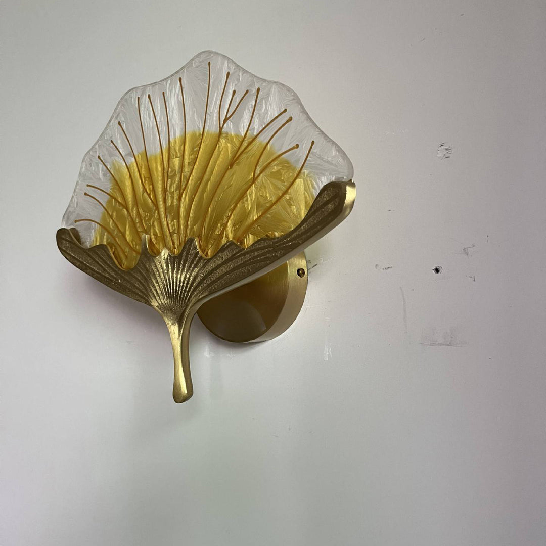Zeitgenössische kreative Ginkgo-Blatt-Kupferglasur-Emaille-LED-Wandleuchte für das Schlafzimmer 