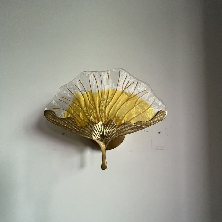 Zeitgenössische kreative Ginkgo-Blatt-Kupferglasur-Emaille-LED-Wandleuchte für das Schlafzimmer 