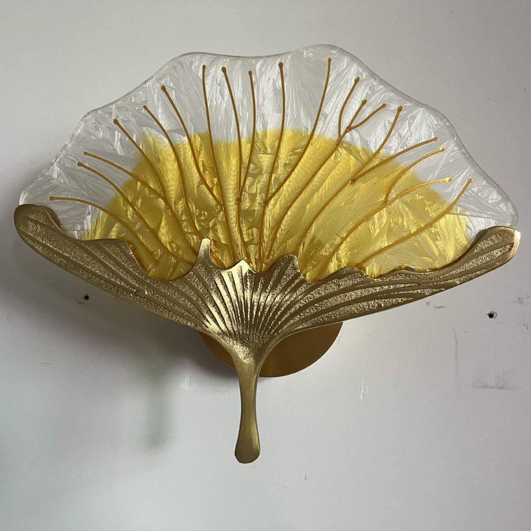 Zeitgenössische kreative Ginkgo-Blatt-Kupferglasur-Emaille-LED-Wandleuchte für das Schlafzimmer 