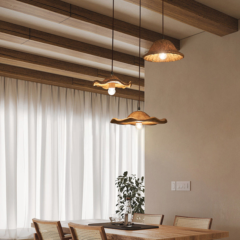 Traditional Japanese Lotus Leaf Round Hardware Resin 1-Light Pendant Light For Dining Room