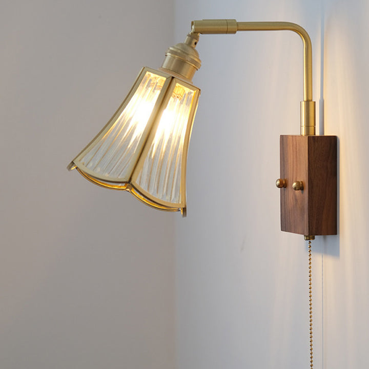 Traditional Japanese Horn Trapezoidal Prism Copper Glass 1-Light Wall Sconce Lamp For Bedroom