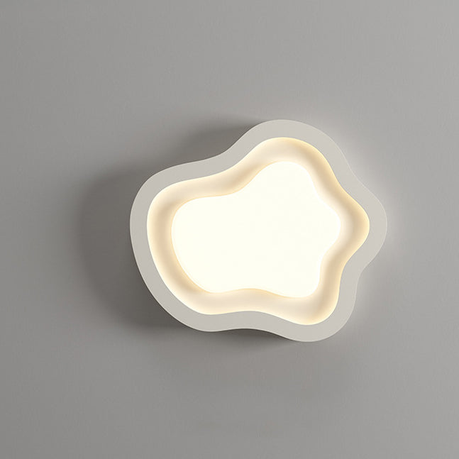 Contemporary Nordic Cloud Shape Iron Acrylic LED Flush Mount Ceiling Light For Bedroom