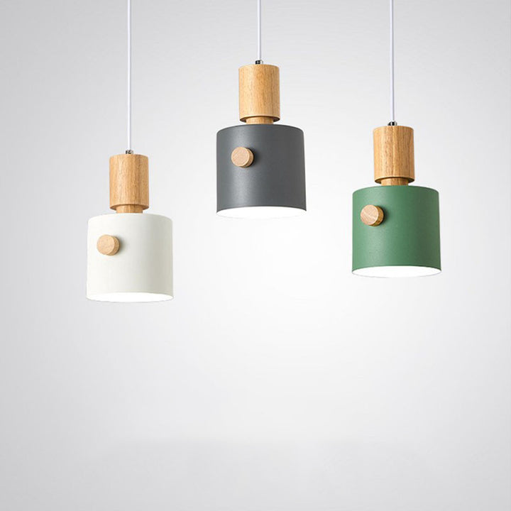 Moderne skandinavische Macaron-Pendelleuchte aus Eisen und Massivholz in runder Zylinderform, 1-flammig, für das Schlafzimmer 
