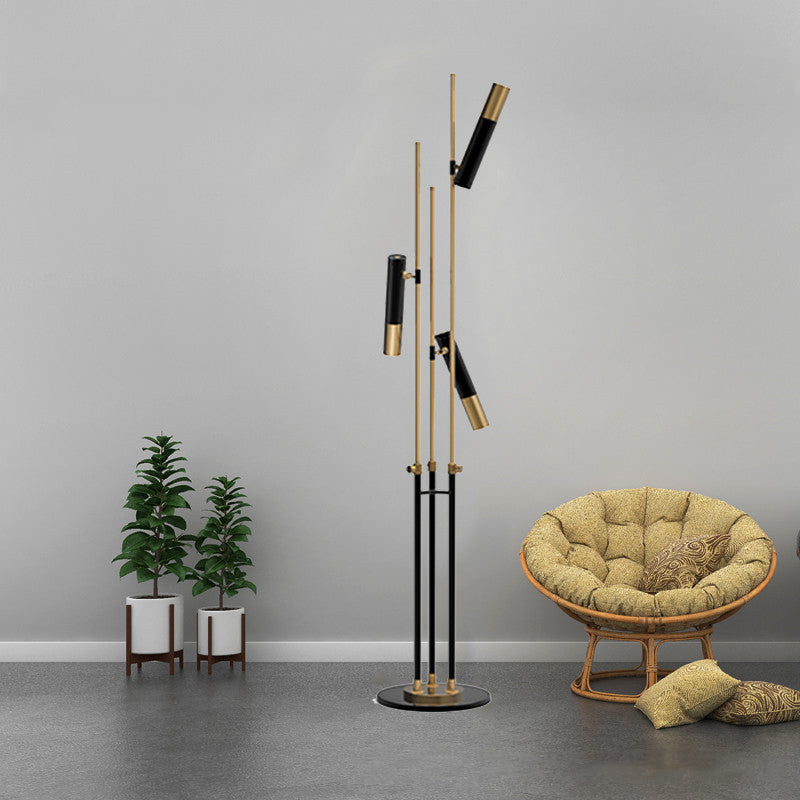 Moderne minimalistische lineare Zylinder-Hardware Aluminium 3-Licht-Spotlight Stehlampe für das Wohnzimmer 