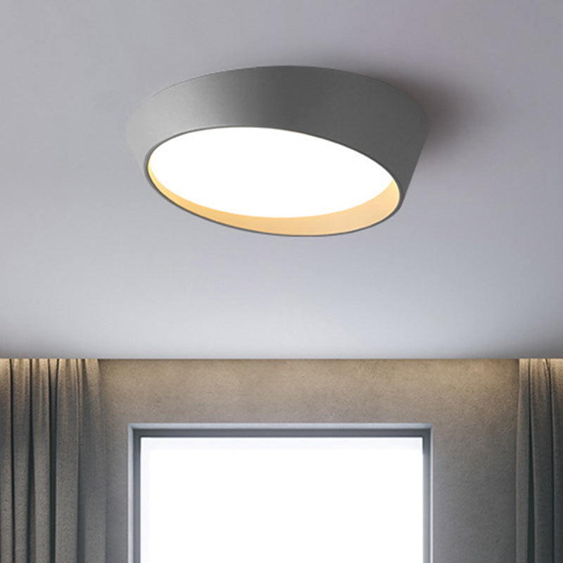 Plafonnier LED en acrylique et fer rond minimaliste moderne pour chambre 