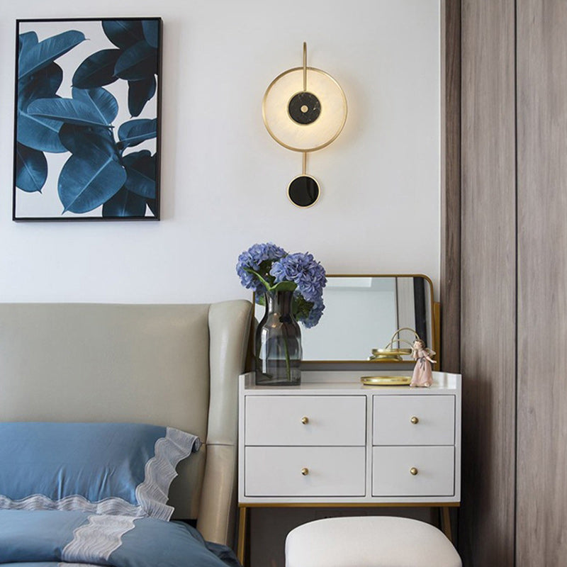 Moderne Mid-Century Runde Eisen Kupfer Marmor LED Wandleuchte für das Schlafzimmer 