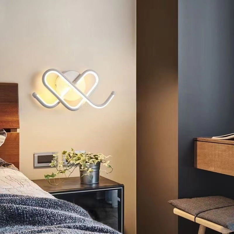 Contemporary Creative Heart Iron Aluminum Silicone LED Wall Sconce Lamp For Bedroom