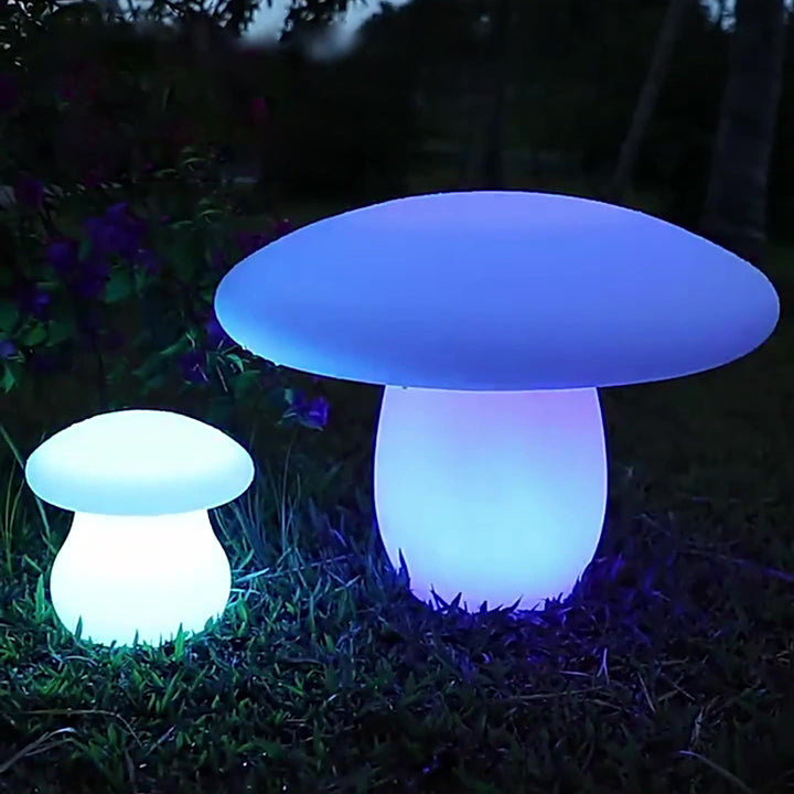 Zeitgenössische kreative solarbetriebene wasserdichte Pilzform PE LED Außenleuchte für die Terrasse 