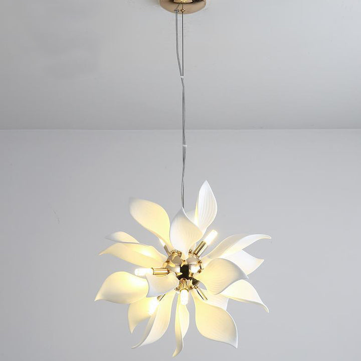 Zeitgenössischer skandinavischer Petal Round Iron Keramik 9/12/16/20 Licht Kronleuchter für Wohnzimmer 