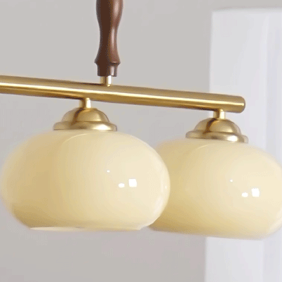 Zeitgenössischer skandinavischer runder linearer Eisen-Holz-Glas 3-Licht-Kronleuchter für das Esszimmer 