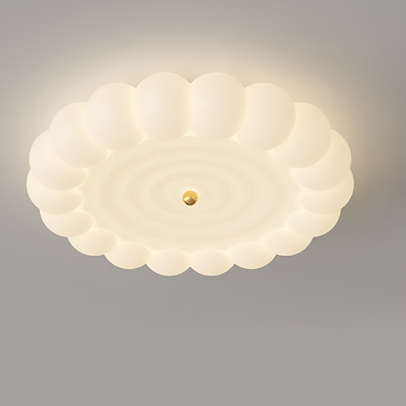 Plafonnier contemporain créatif rond en fer et plastique PE avec LED pour chambre à coucher 