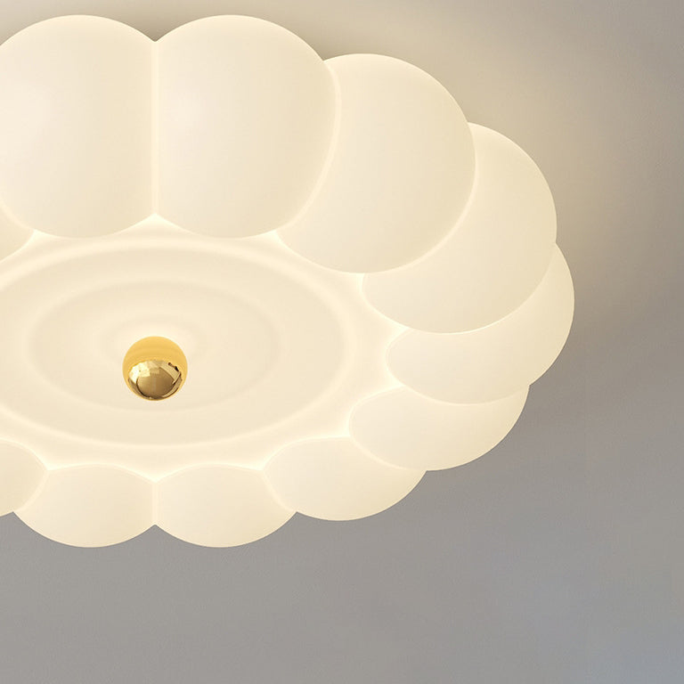 Plafonnier contemporain créatif rond en fer et plastique PE avec LED pour chambre à coucher 