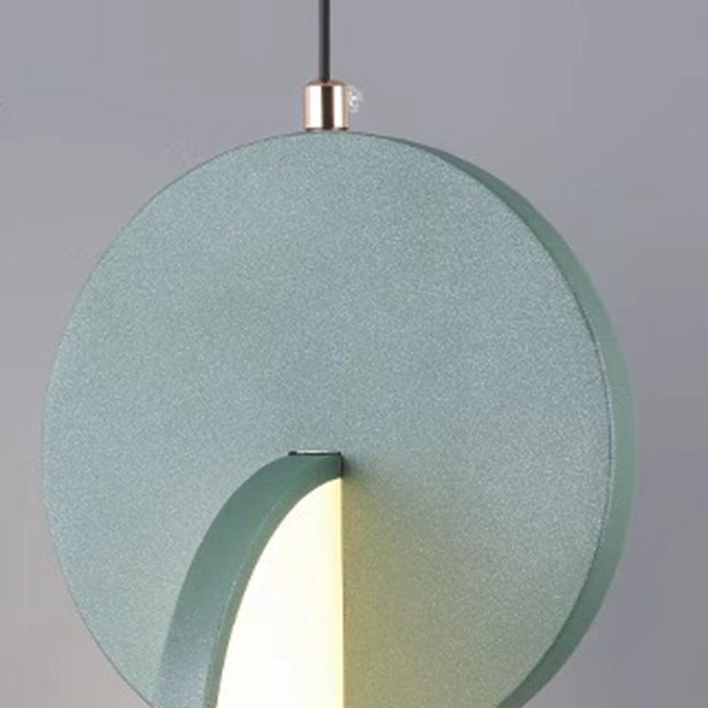 Zeitgenössische skandinavische runde Eisen-Acryl-LED-Pendelleuchte für Schlafzimmer 