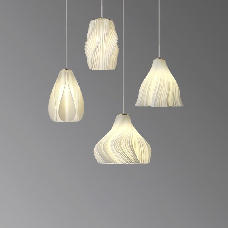 Lámpara colgante contemporánea creativa de cúpula de acrílico y hierro con 1 luz para sala de estar 
