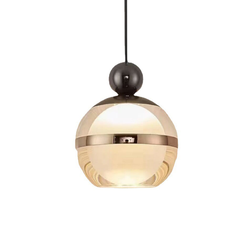 Suspension LED en fer, aluminium et acrylique de style scandinave contemporain pour chambre 