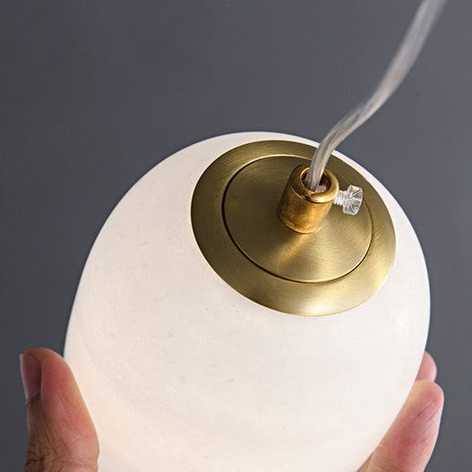 Traditionelle chinesische Kugel-Pendelleuchte aus Kupfermarmor mit 1 Licht für Schlafzimmer 