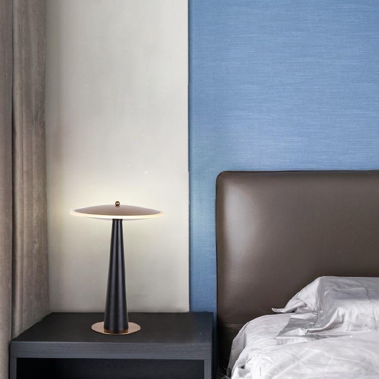 Contemporary Creative UFO Round Aluminum Acrylic LED Table Lamp For Bedroom