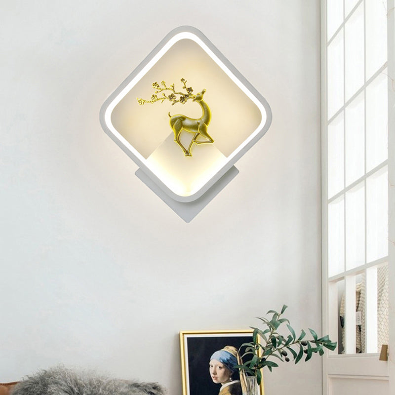 Lámpara de pared de hierro acrílico LED cuadrada escandinava contemporánea para sala de estar 