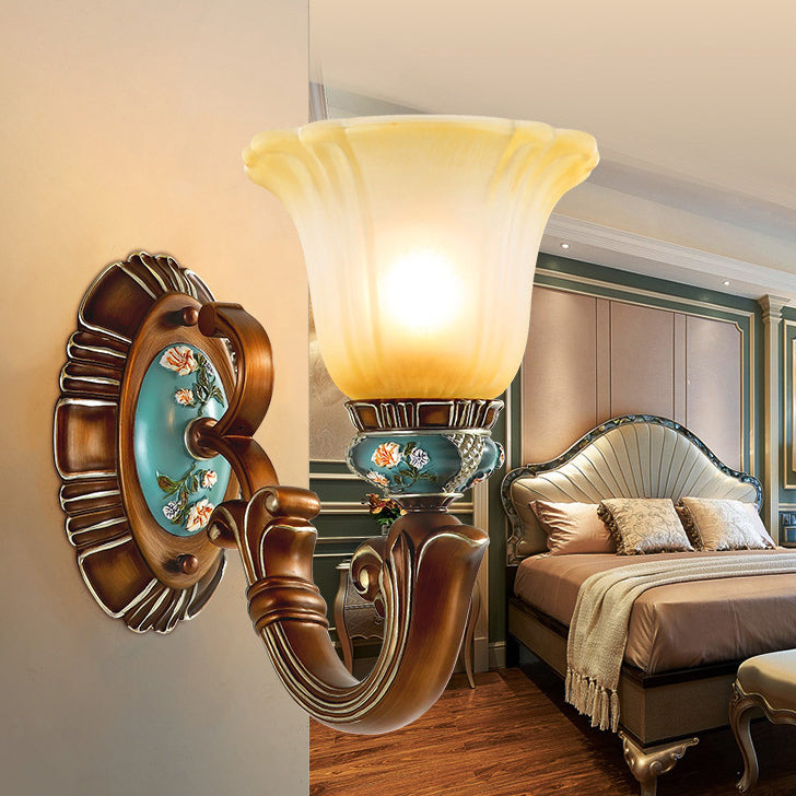 Applique murale 1 lumière en résine de fleur vintage traditionnelle en fer et verre pour chambre 