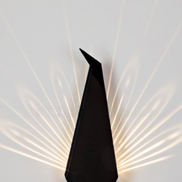 Applique murale LED en métal triangulaire scandinave contemporaine pour chambre 