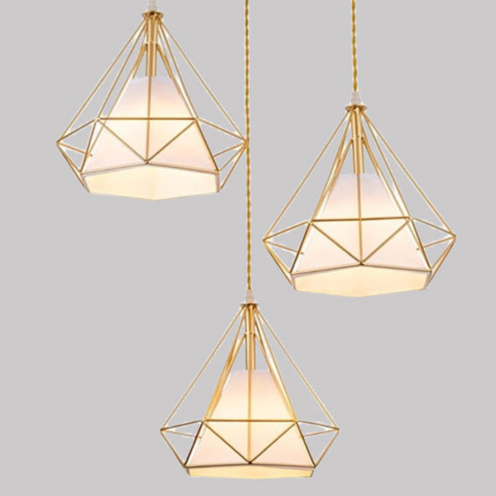 Lustre contemporain en forme de pyramide cône en fer et tissu à 3 lumières pour salle à manger 