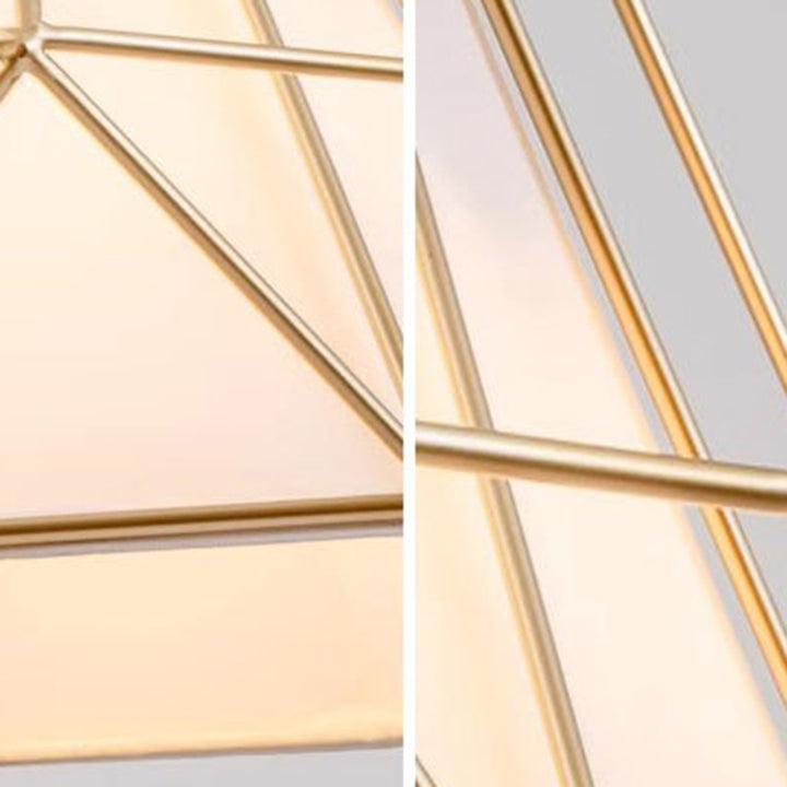 Lustre contemporain en forme de pyramide cône en fer et tissu à 3 lumières pour salle à manger 