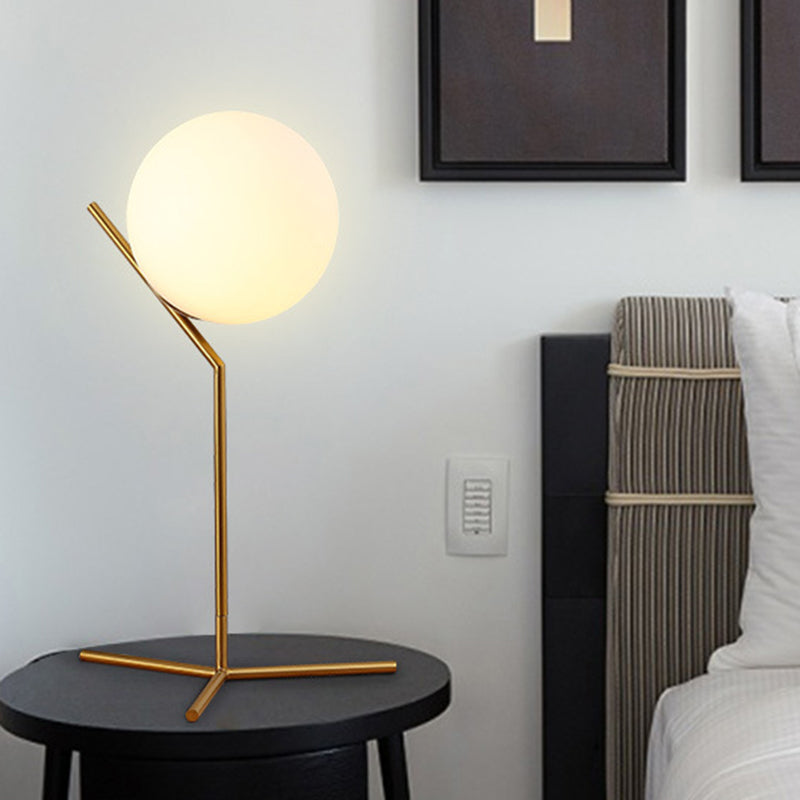 Modern Minimalist Sphere Iron Glass 1-Light Table Lamp For Bedroom