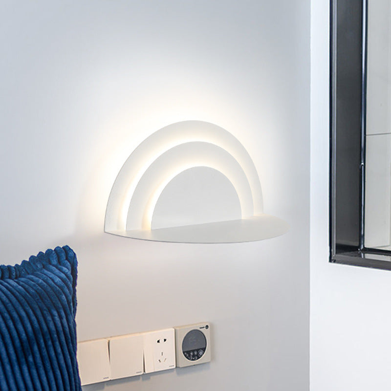 Moderne minimalistische Halbkreis Eisen Acryl LED Wandleuchte Lampe für Schlafzimmer 